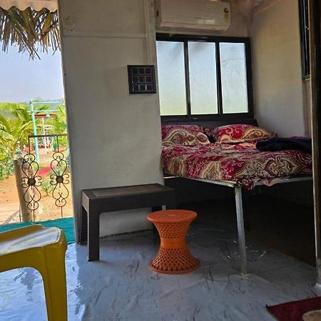Sea Touch Beach Resort Harihareshwar Exterior photo