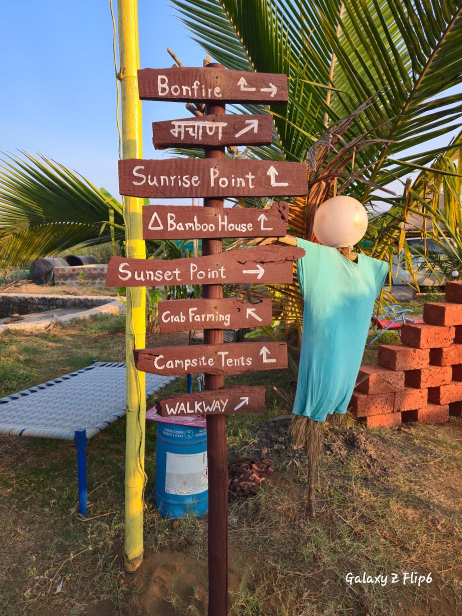 Sea Touch Beach Resort Harihareshwar Exterior photo